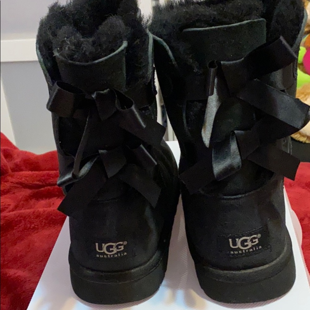 Ugg’s - Picture 2 of 3